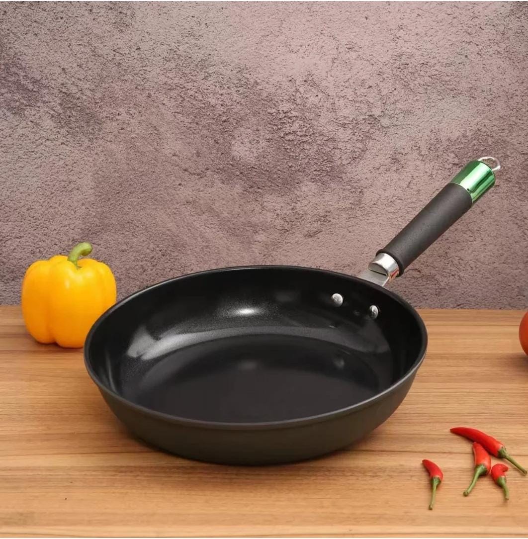 Nonstick frying pan