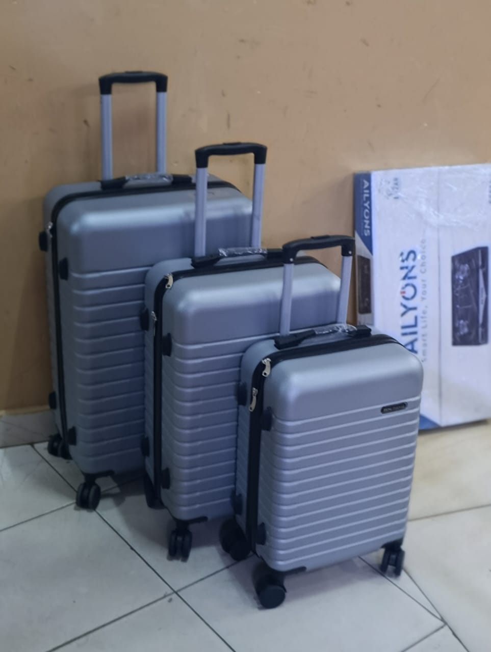 3 in 1 Luxurious fiber suitcase