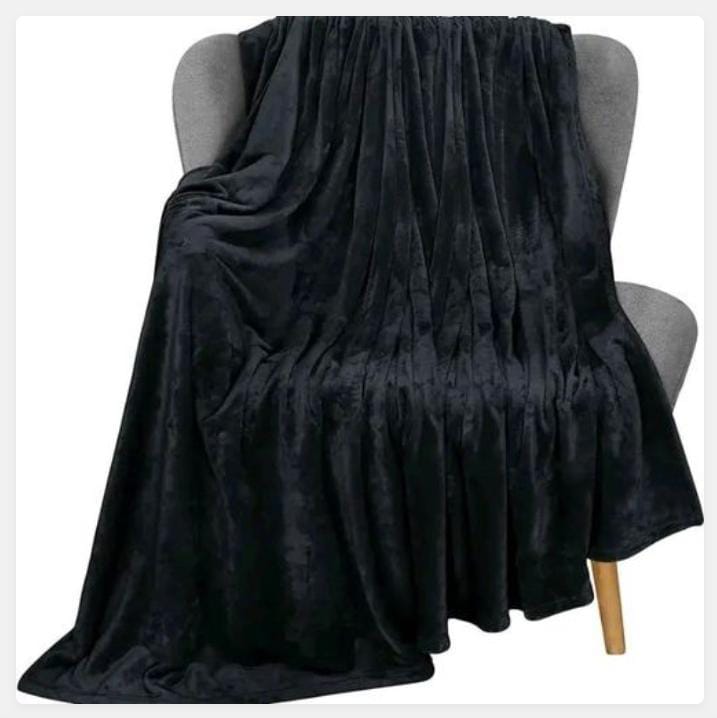 Fleece cozy warm throw blanket