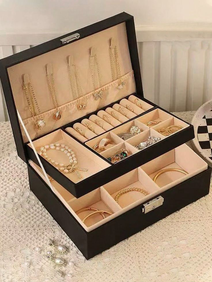 Exquisite Large Capacity Travel Jewelry Bag /  Jewelry Organizer