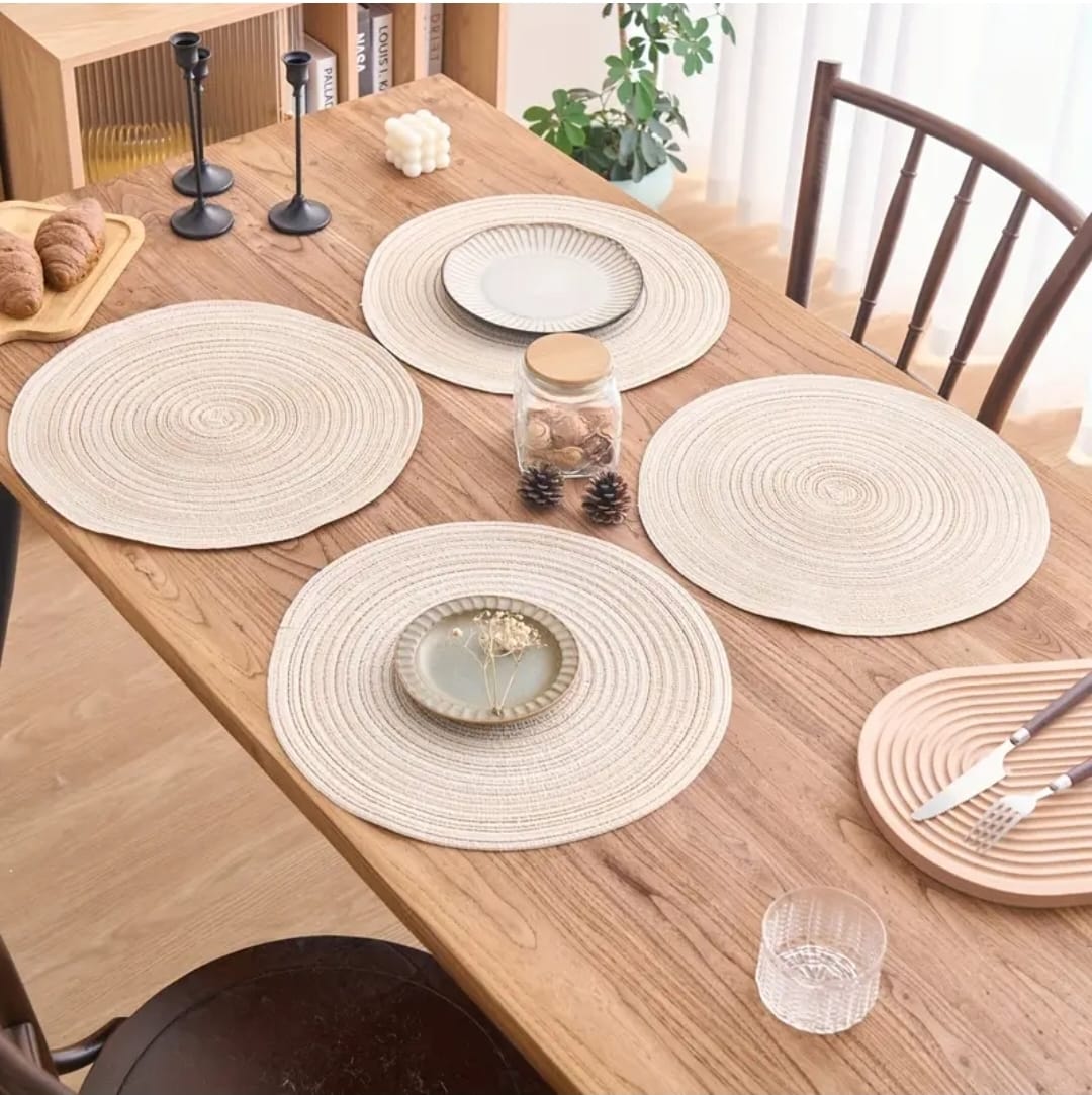 Elegant Round Woven Placemats - 6pcs set