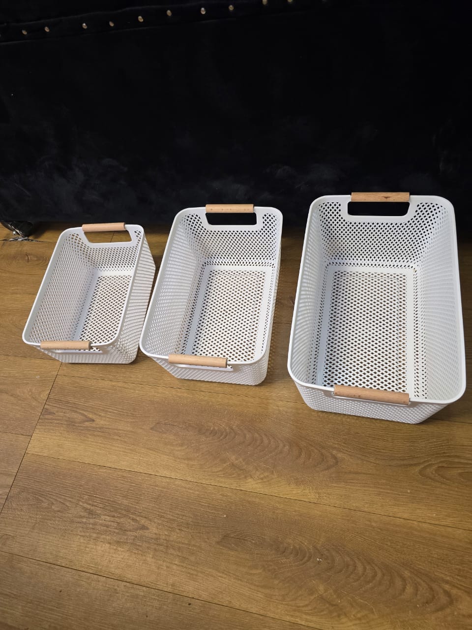 3pcs Extra-Large Plastic Mesh Storage Baskets with Bamboo Handles