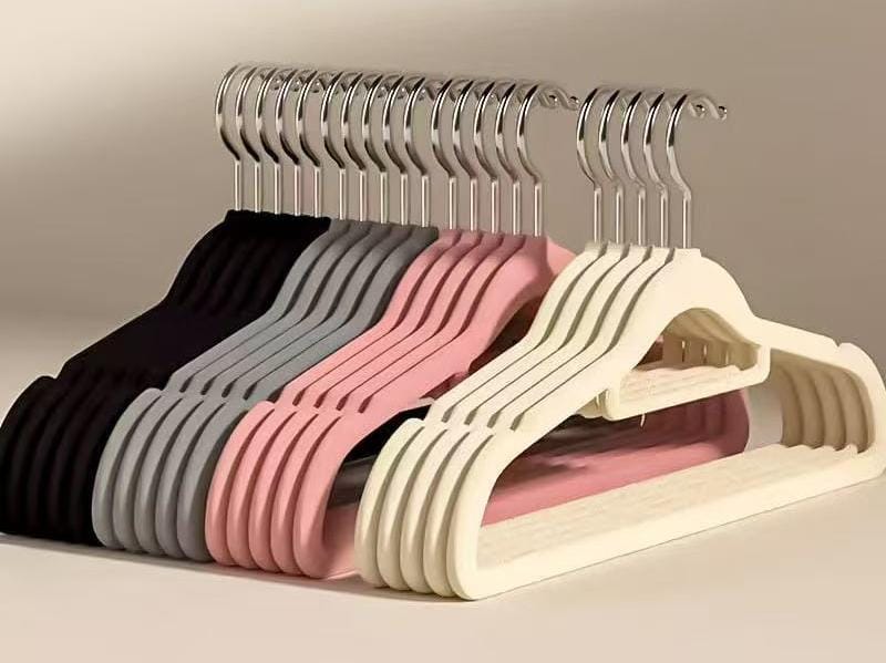 10 pcs Velvet Non-Slip Hangers with Tie Bar - 10pcs set