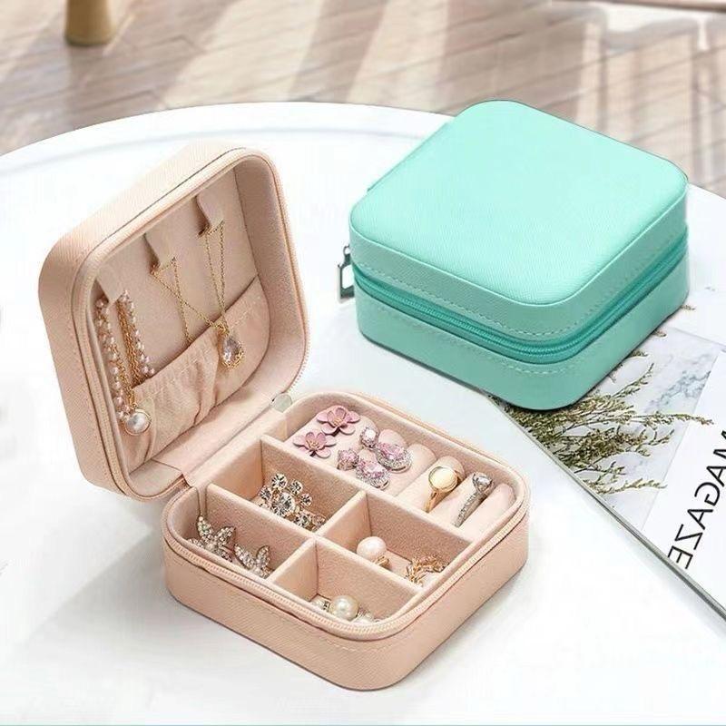 Portable Jewelry Travel Case Organizer/ Portable Mini Storage Boxes Display For Rings, Earrings, Necklaces